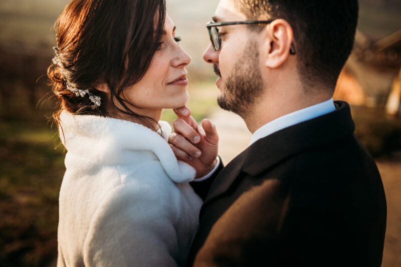 [Real Wedding] Un matrimonio invernale in collina al profumo di vino rosso